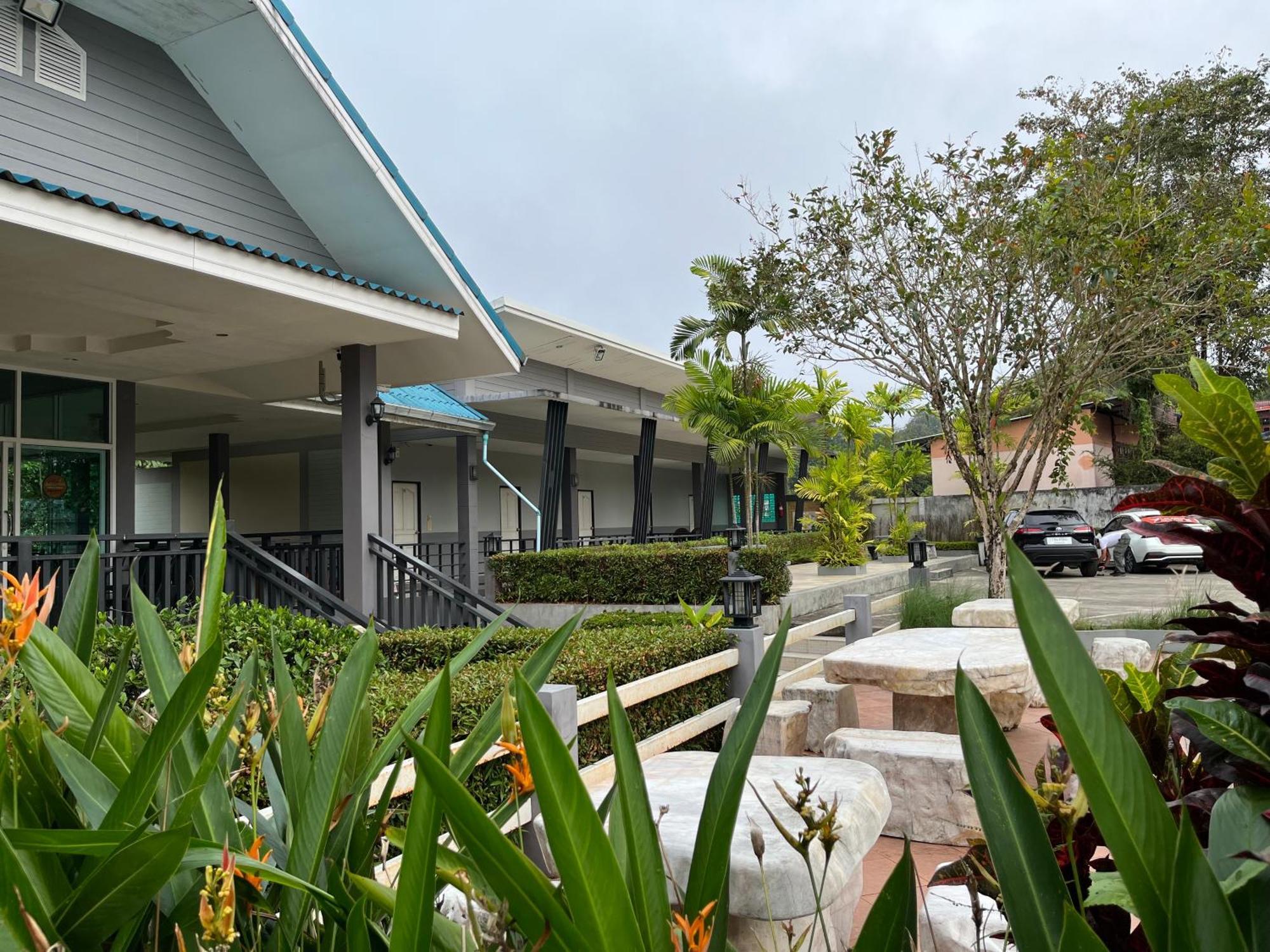 Sangkla Resort Ban Bang Pla O Exterior foto